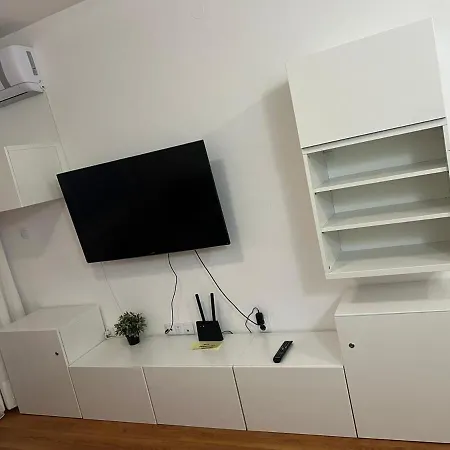 Belvedere Club к403 * בנסקו